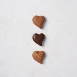 VALRHONA Chocolats À Offrir|Confiserie|Coffret 8 Cœurs Fourrés Chocolat Noir et Lait 75 g