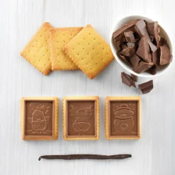 SILIKOMART Moules À Chocolat|Emporte Pièce - Découpoir Pâtisserie|Kit Biscuit Chocolat Rectangulaire Noël 4,7 x 5,7 cm (x6)