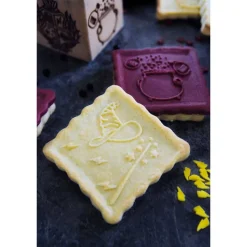 SCRAPCOOKING Emporte Pièce - Découpoir Pâtisserie|Kit Décoration Biscuit Motif Sorcier