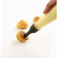 MASTRAD Poches À Douille Pâtissières|Douilles Pâtisserie|Kit Poches à Douille Silicone + 6 Douilles