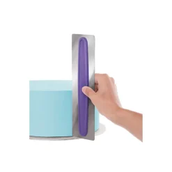 WILTON Ustensiles Décor Gâteau|Ustensiles Pâtisserie|Lisseur de Glaçage 22.8x7.6 cm