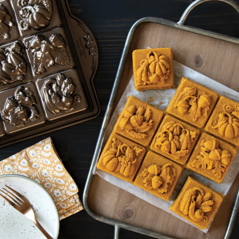 NORDIC WARE Moule Anti-adhésif|Moules À Gâteaux|Moule à Gâteaux Carrés d'Automne (x9) Bronze