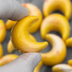 CHOCOLATE WORLD Moules À Chocolat|Moule Chocolat Demie-Lune à Facettes 3,5 x 3,1 cm (x21)