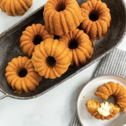 NORDIC WARE Moule Anti-adhésif|Moules À Gâteaux|Moule Mini Bundt Anniversaire (x6) Gold