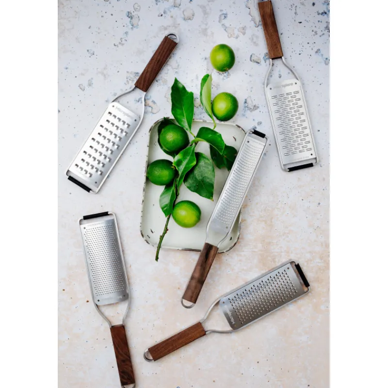 MICROPLANE Râpes À Fromage|Râpe À Légumes|Râpe Double Tranchant Master Manche en Bois