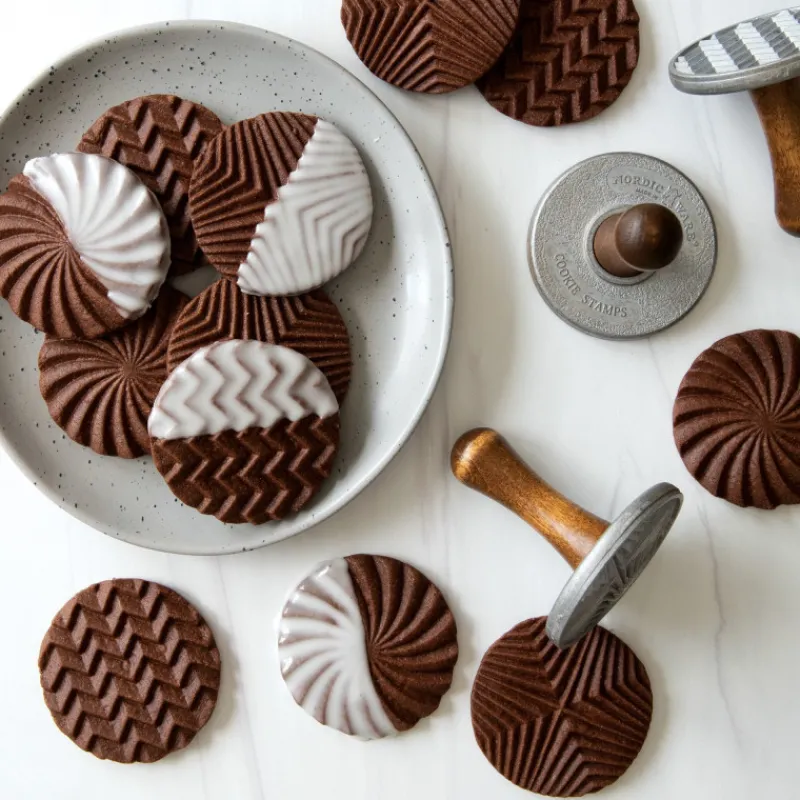 NORDIC WARE Emporte Pièce - Découpoir Pâtisserie|Tampons à Biscuits et Cookies Ronds Geo (x3)
