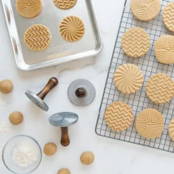 NORDIC WARE Emporte Pièce - Découpoir Pâtisserie|Tampons à Biscuits et Cookies Ronds Geo (x3)