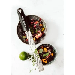 MICROPLANE Zesteur|Râpes À Fromage|Zesteur Premium Classic Noir